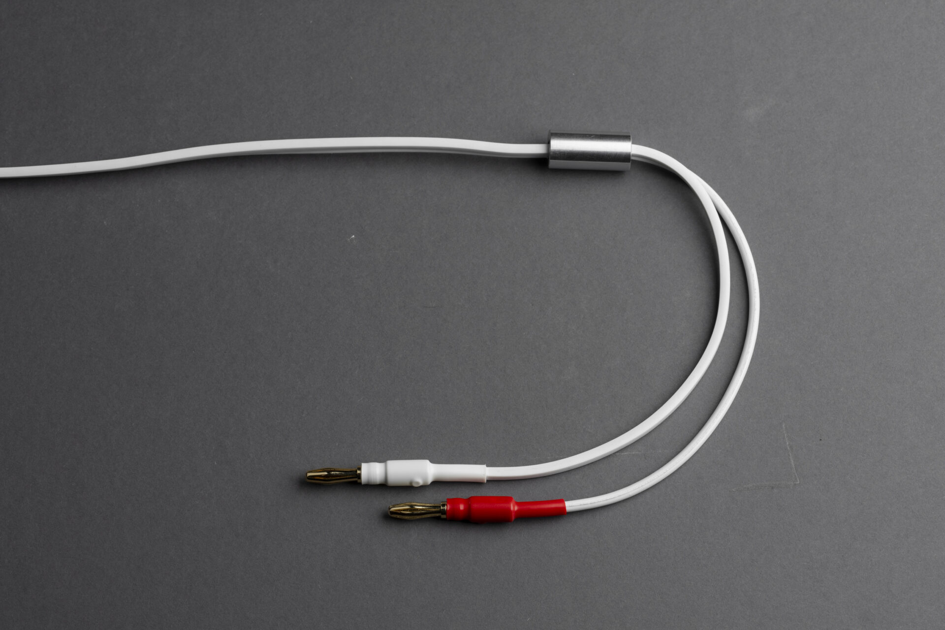 closeup Speaker Cable
